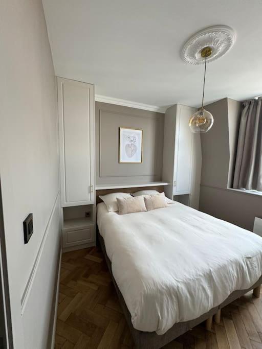 Bel Appartement Climatise En Plein Coeur De Lille Exteriör bild